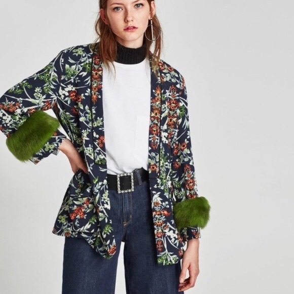 Zara Printed Blazer With Faux Fur Cuffs